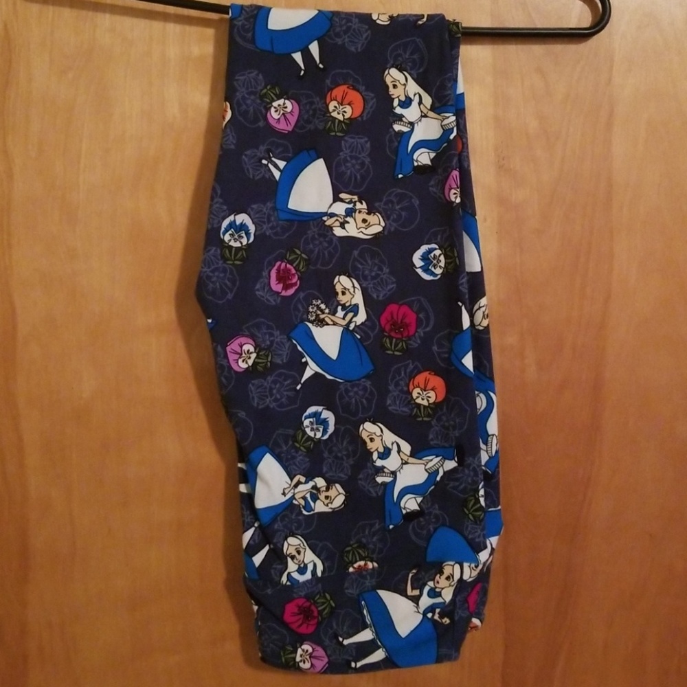 LuLaRoe Disney Alice in wonderland